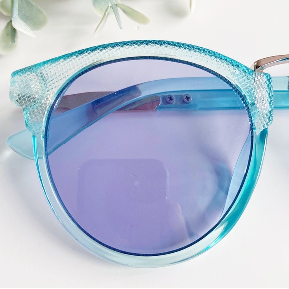 Blue Cat Eye Sunglasses 400 UV - Picture 3 of 5